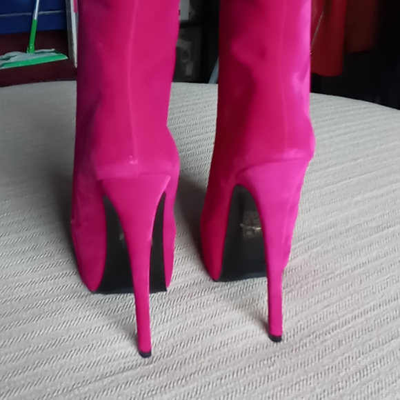 Booties - Picture 3 of 3